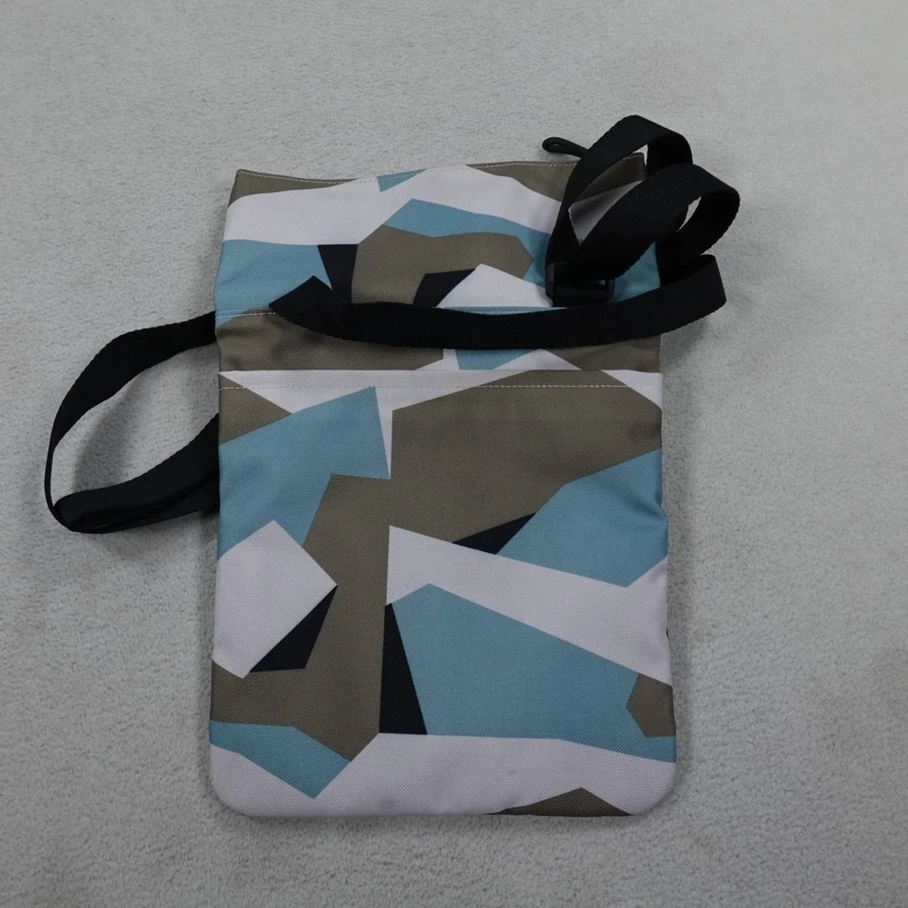 Cotopaxi North Face Sherpani Bag Lot of 4 Messenger Pouch Fold Over Hiking - Picture 16 of 16
